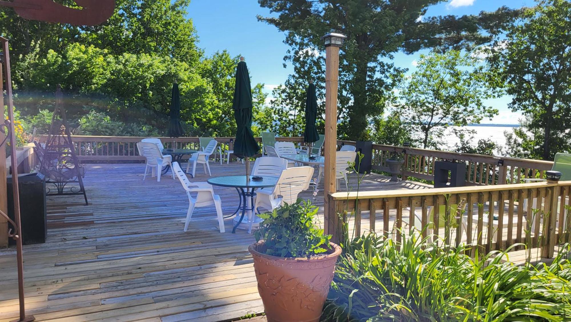 Chequamegon Lake Superior Lodge Bayfield Esterno foto