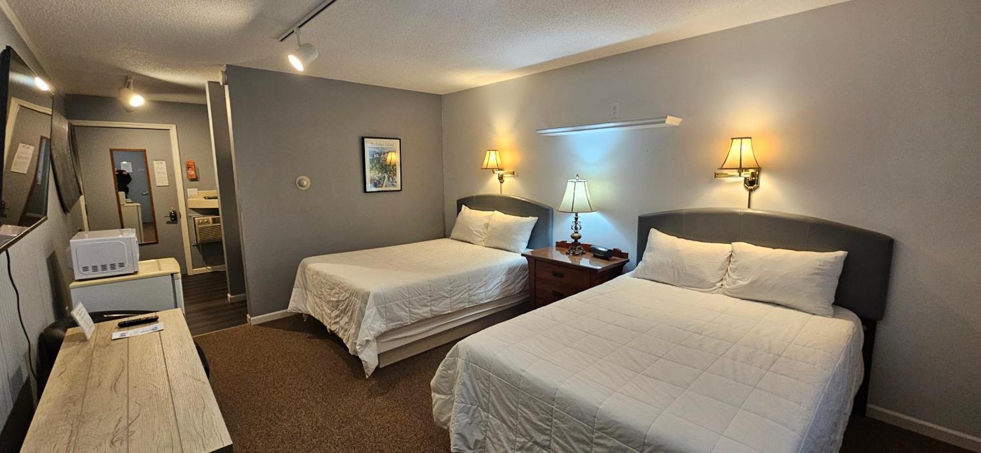 Chequamegon Lake Superior Lodge Bayfield Esterno foto