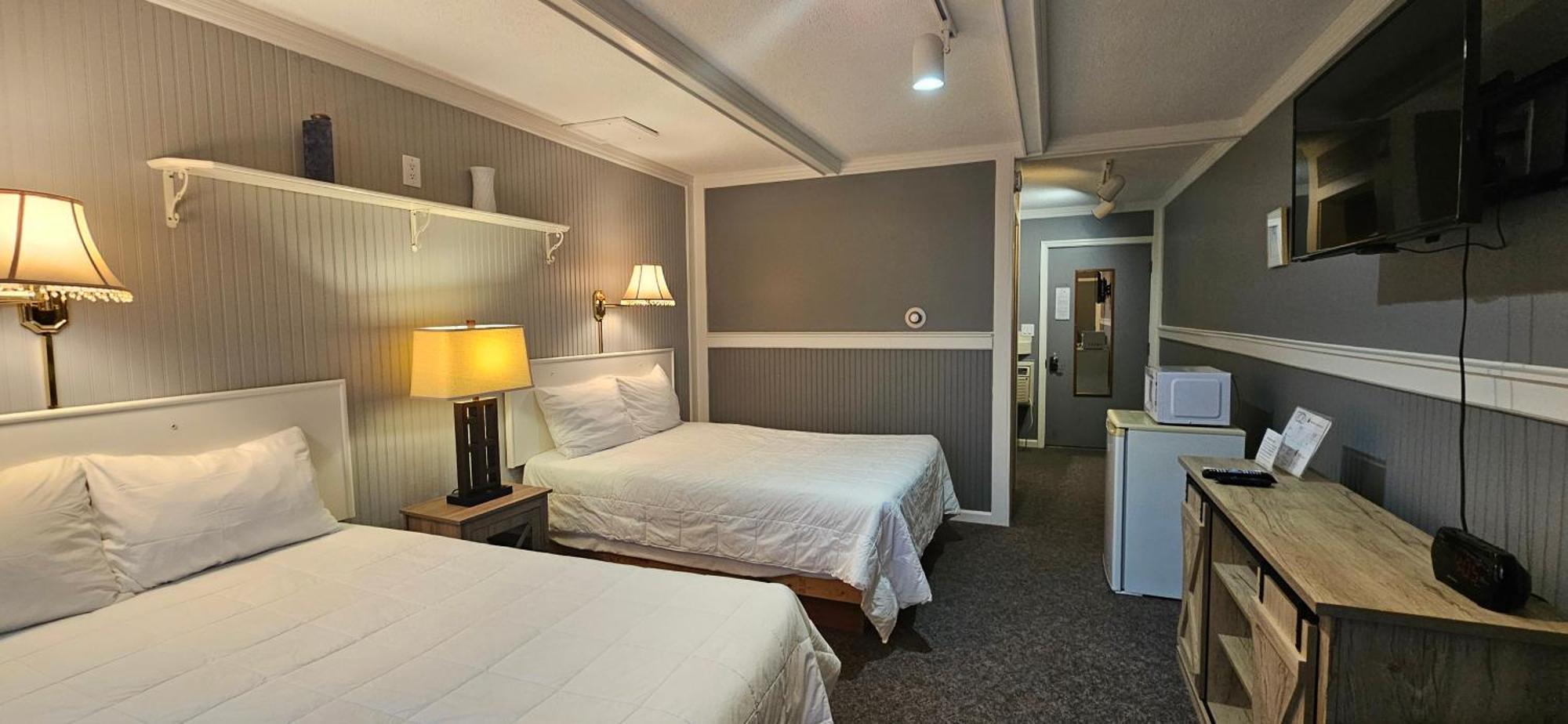 Chequamegon Lake Superior Lodge Bayfield Esterno foto