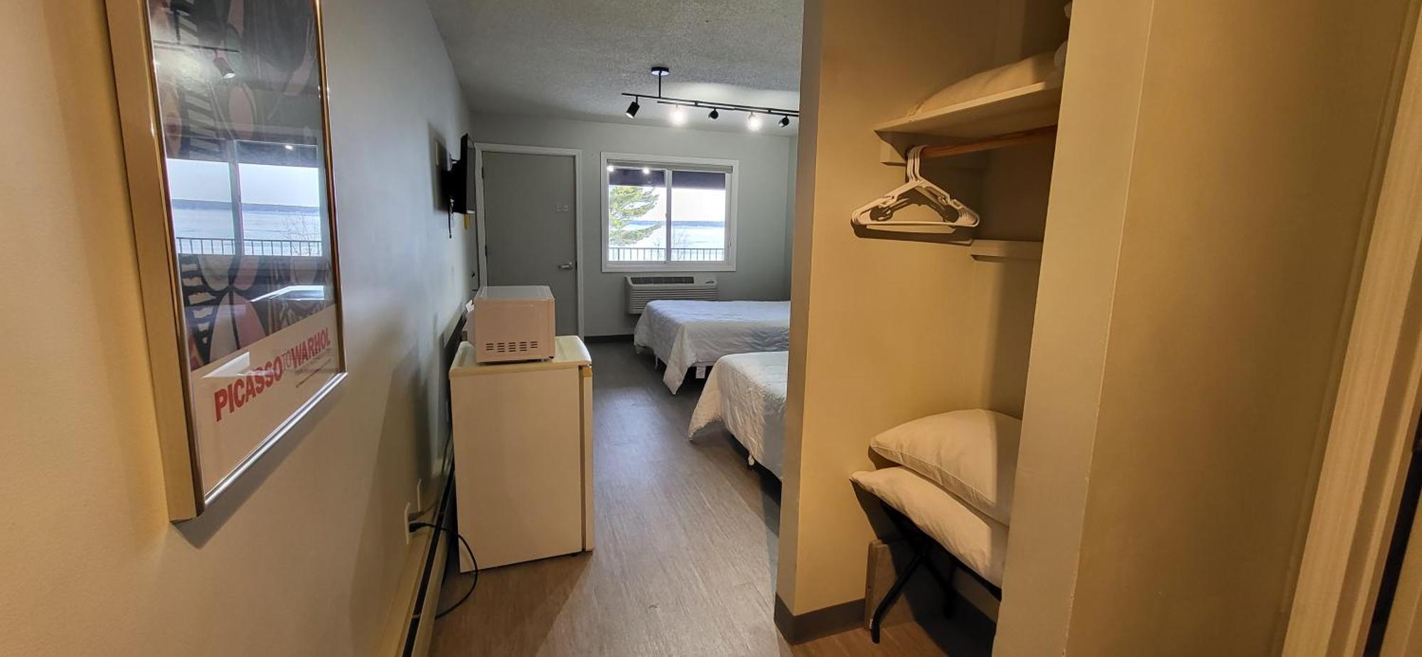Chequamegon Lake Superior Lodge Bayfield Esterno foto